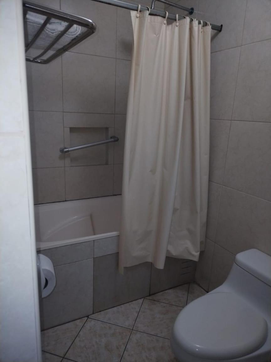Venecia Hotel Carrion Трухильо Экстерьер фото