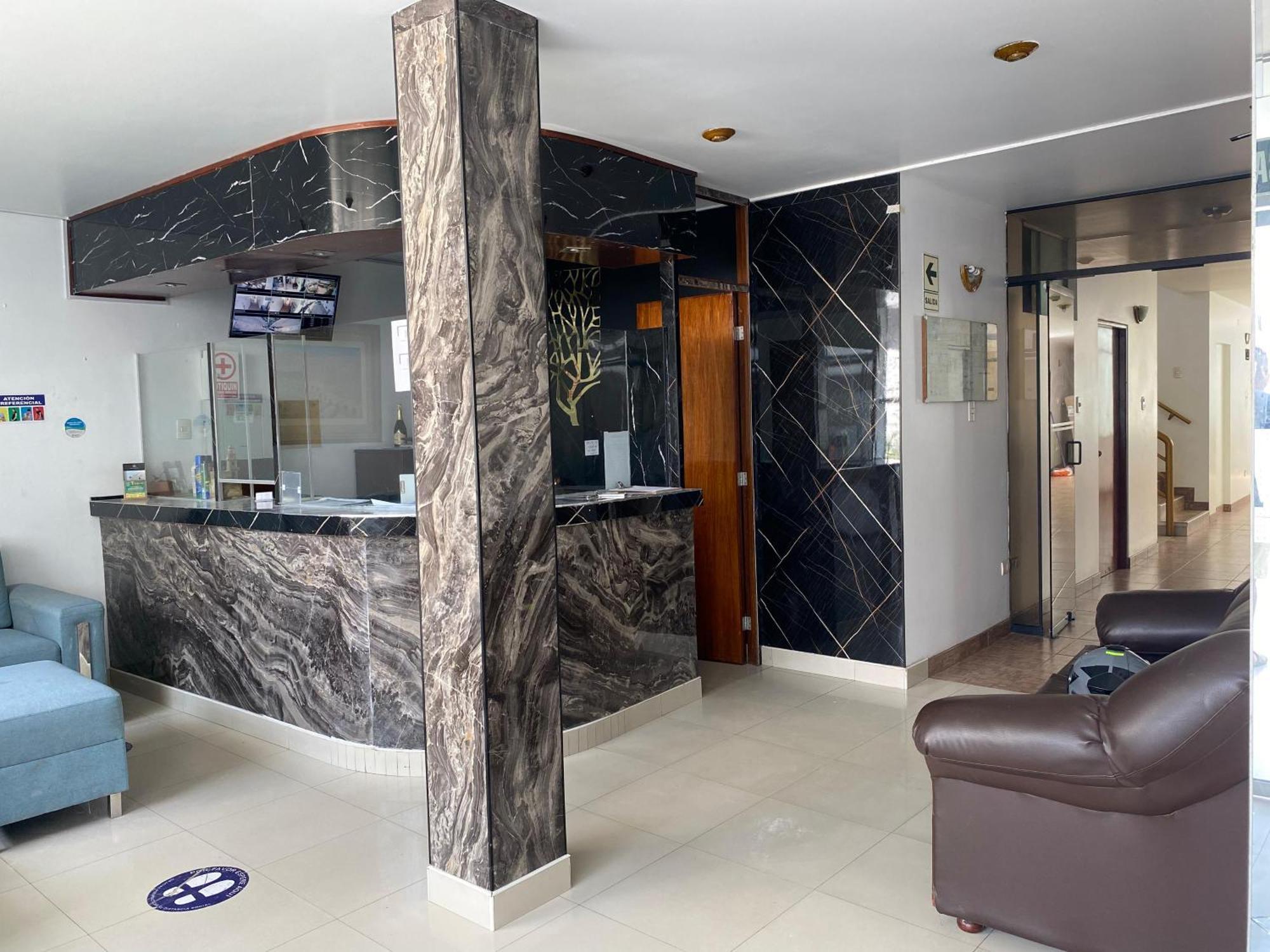 Venecia Hotel Carrion Трухильо Экстерьер фото